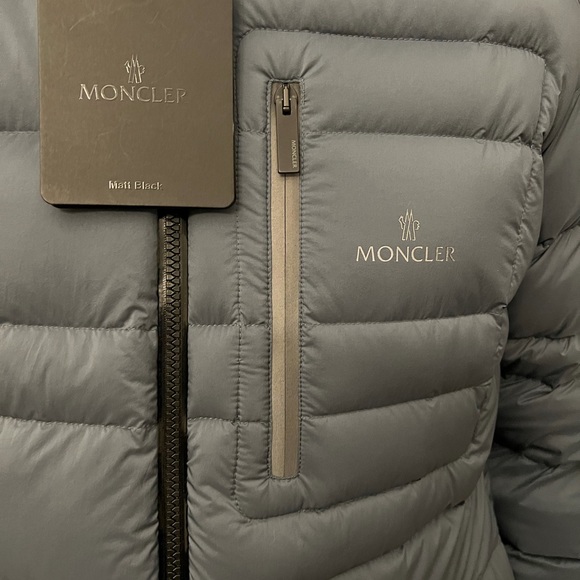 Monicker Guesmi Quilted Down Gilet Men’s Jacket - Picture 12 of 12